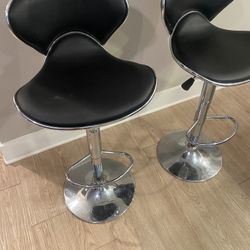 Bar Stools/Chairs