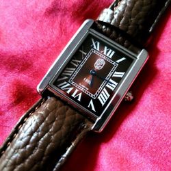Pierre Lucerne 33mm beautiful watch in the box
