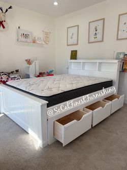 White Full Bed And Mattress With Drawers