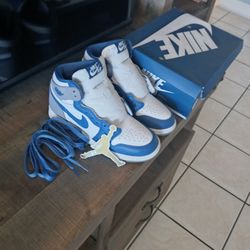 Air Jordan 1s (True Blue)
