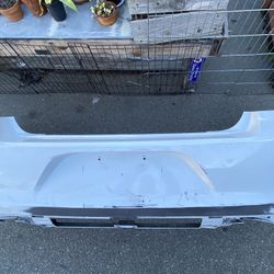 2015,2016,2017,2018,2019,2020 Dodge Charger Se Sxt Rear Bumper