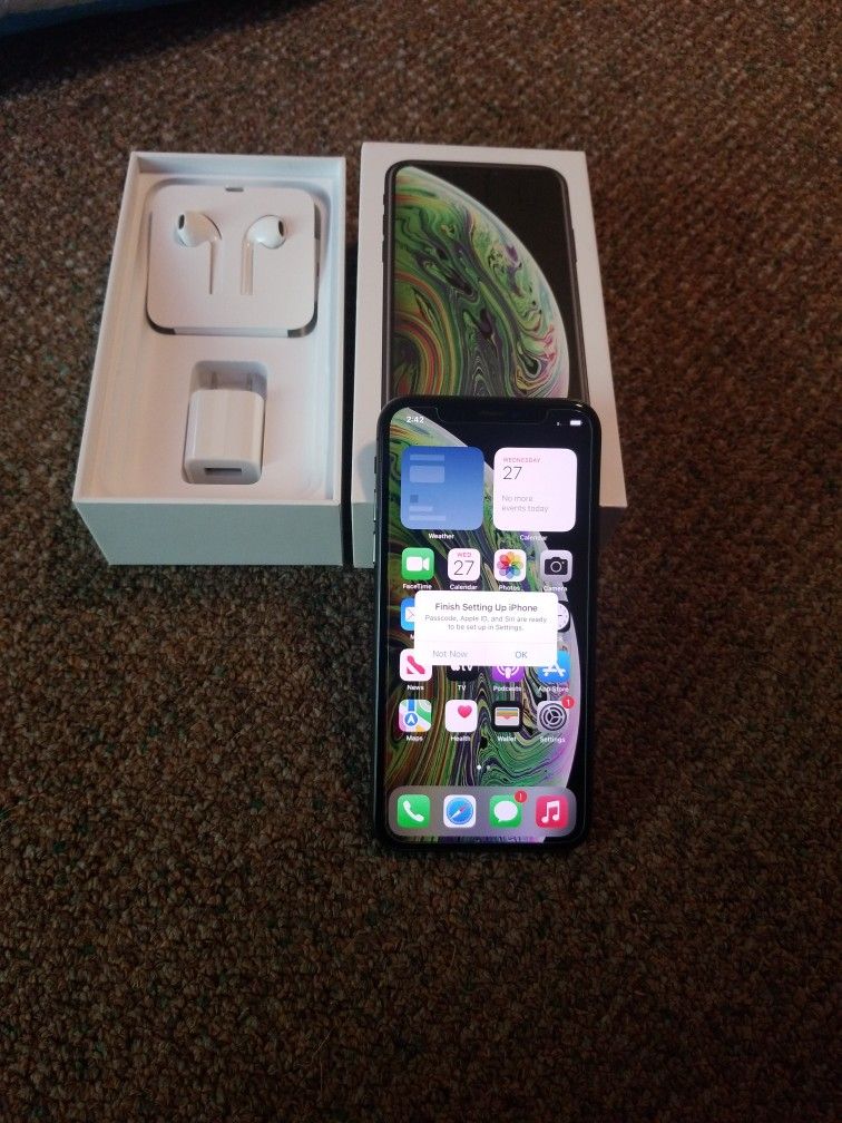 I have here iPhone XS 64 GB. unlocked.