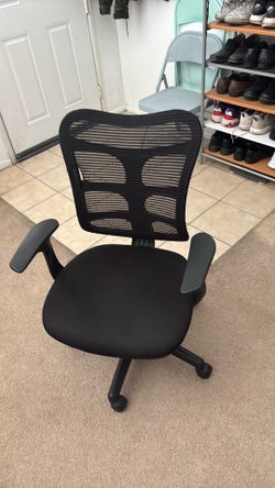 Adjustable office chair