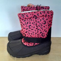 Girls Snowboots Size 4 And Also Size 2.  15.00 Ea.