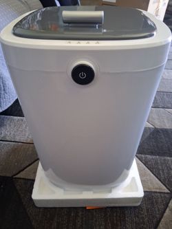 Warmer bucket for towels