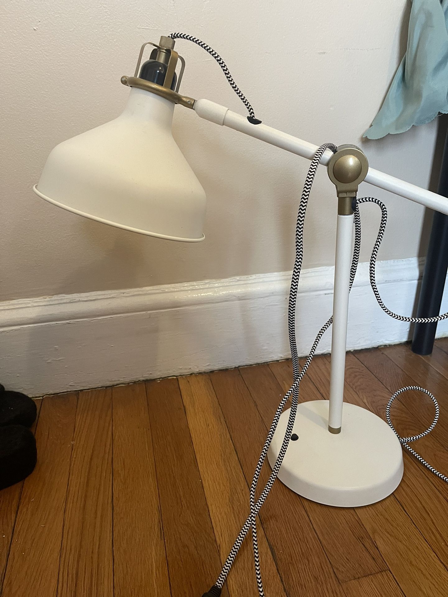 Bundle Sale: Metal Desk lamp & Makeup mirror