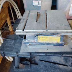 HDX 7-inch wet tile saw