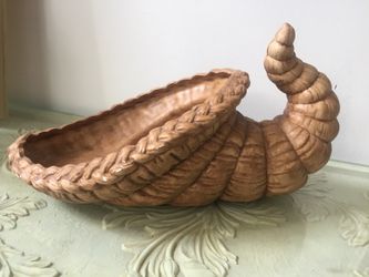 Decorative cone