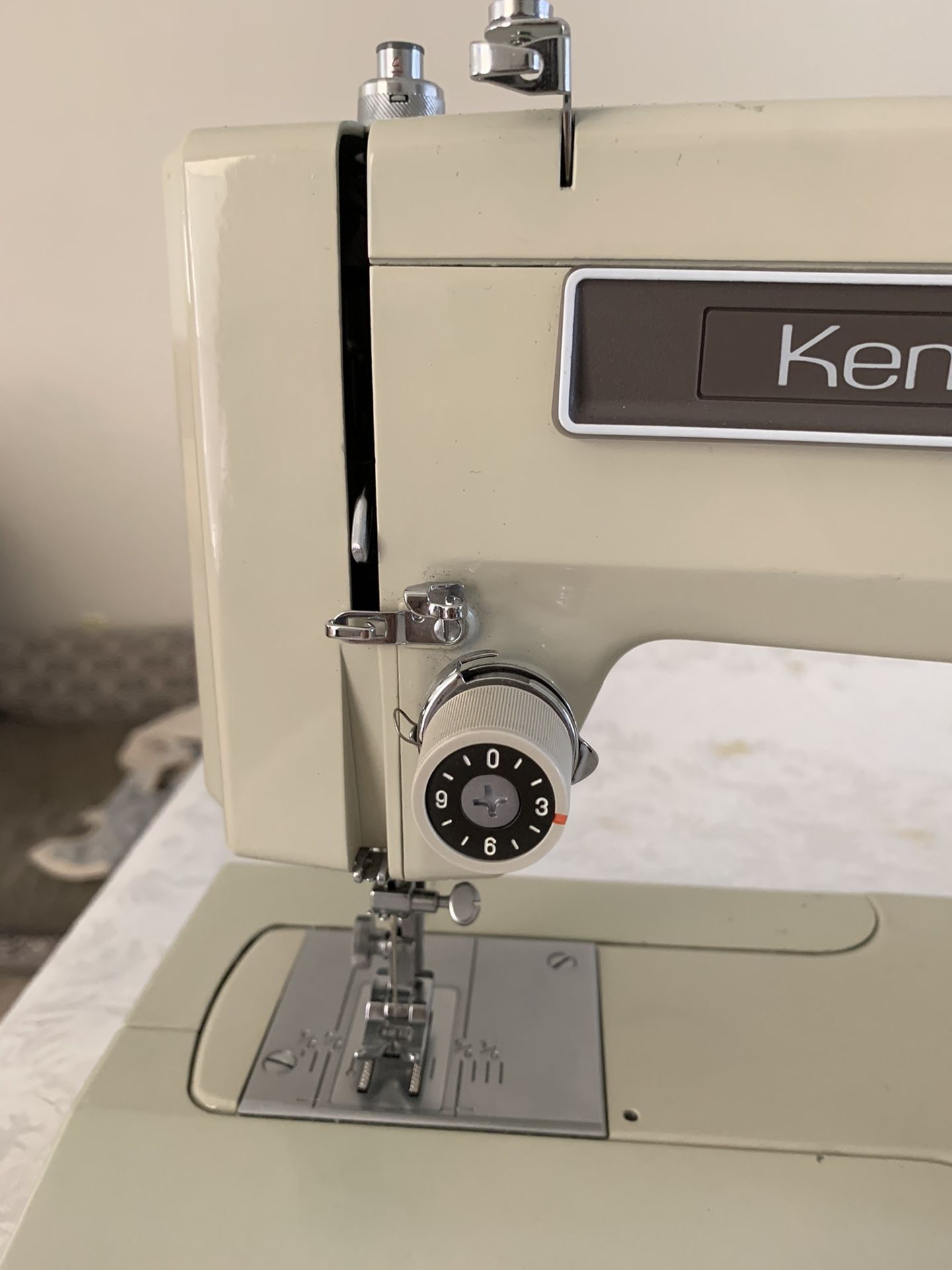 Kenmore sewing machine for Sale in Sacramento, CA OfferUp