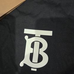 Burberry Tshirt