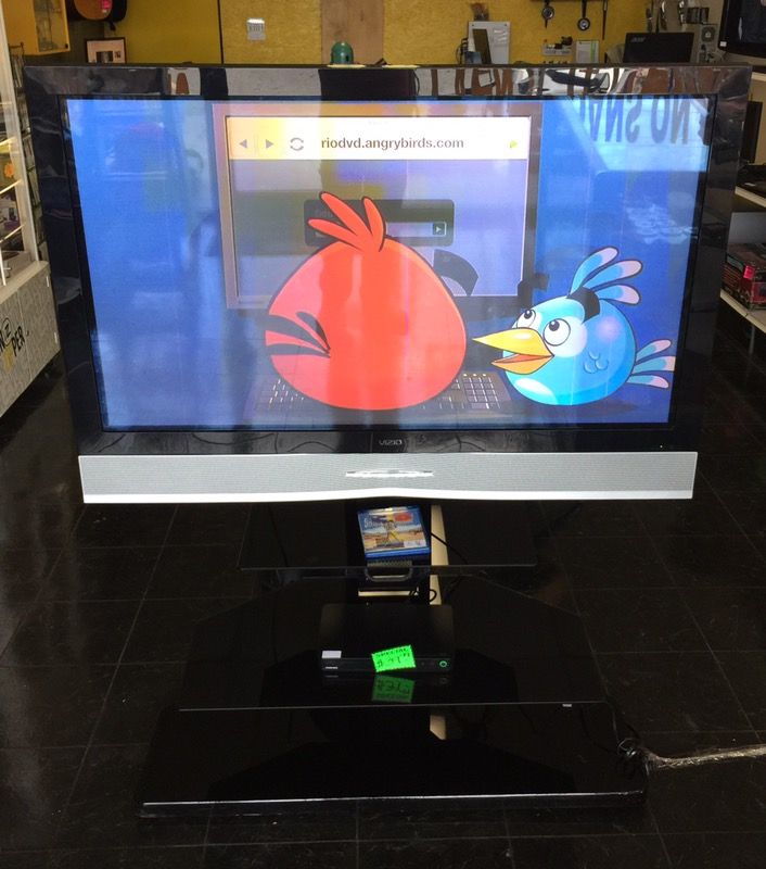 VIZIO VP50 Plasma TV (VP50HDTV20A) AND TV Stand - HAVE 4 SMALL LINES ON THE SCREEN