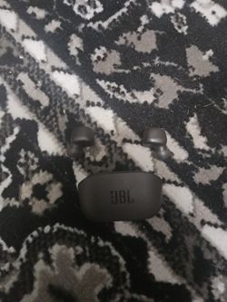 JBL earphones