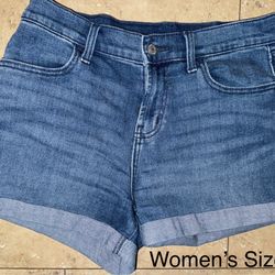Women’s Size 2 Old Navy Shorts, high rise WOW