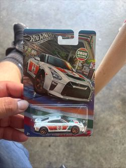 Hotwheels 7/11 GTR