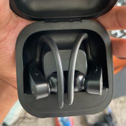 PowerBeats Pro  Black 