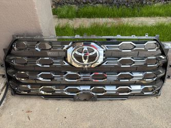 2022-2026 Platinum Toyota Tundra Grille
