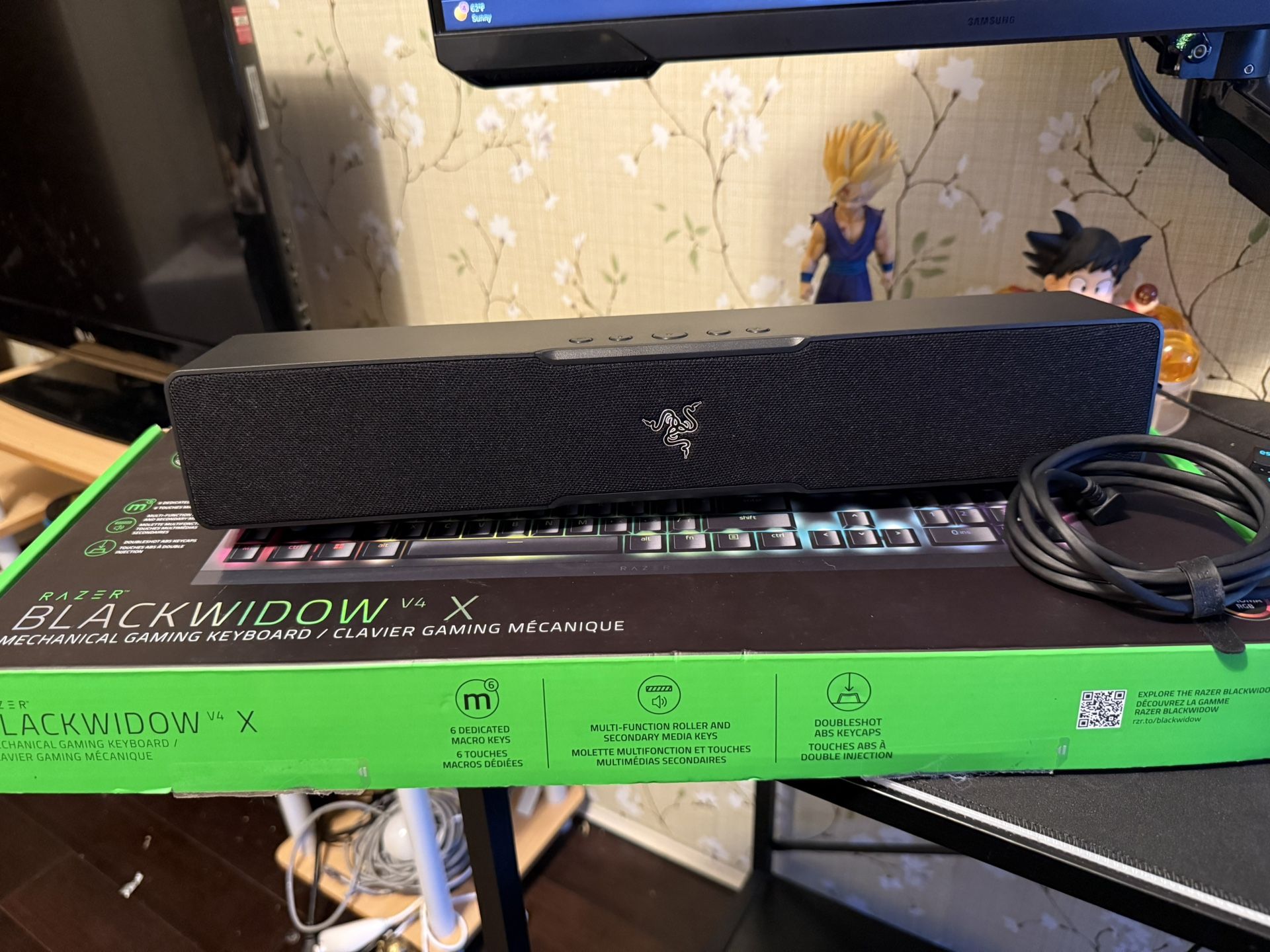 Black Widow X Keyboard & Soundbar