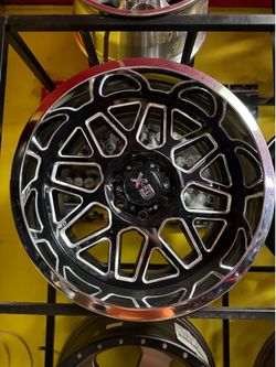20x12” KMC WHEELS “XD201”