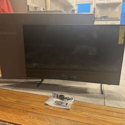 43” Samsung Q7F QLED 