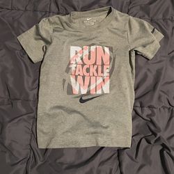 Nike Dri Fit Tee Size 5/s