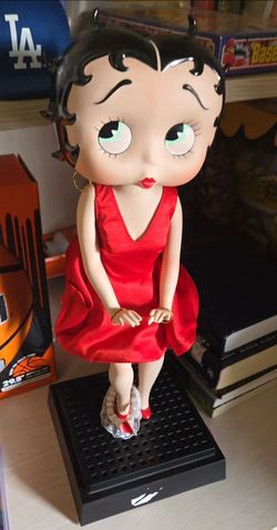 Betty Boop Figurine