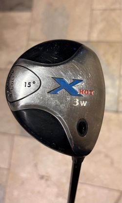 Callaway X Hot 3 wood with regular flex graphite shaft