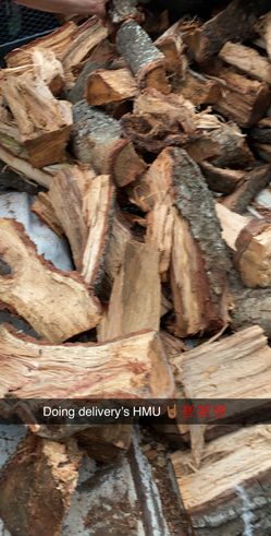 Oak Wood Firewood Sticks . (Half chord)