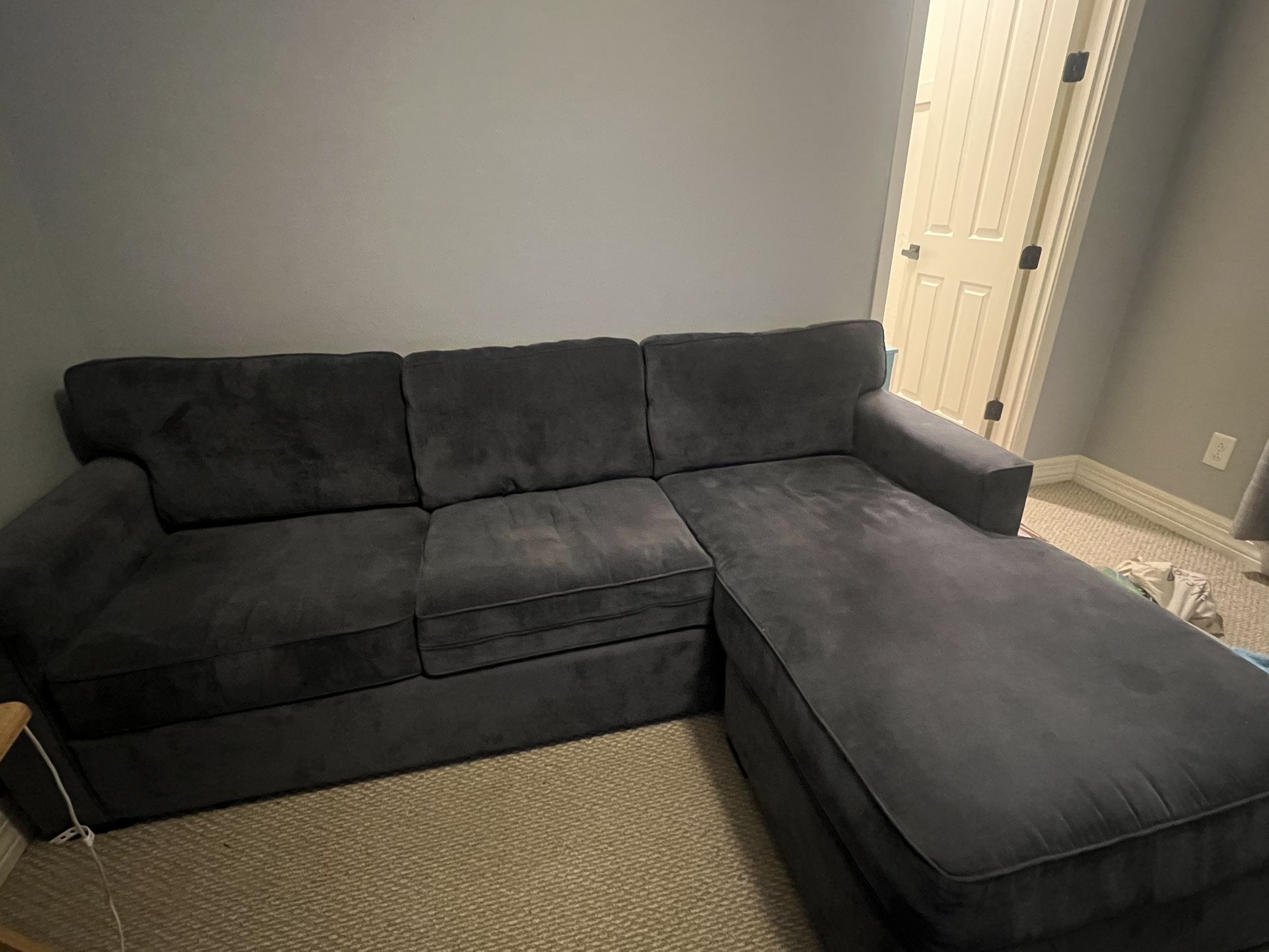 Sleeper Sofa With Adjustable Chaise
