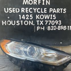2017-2020 Ford Fusion Halogen non-DRL Projector Headlight Headlamp OEM