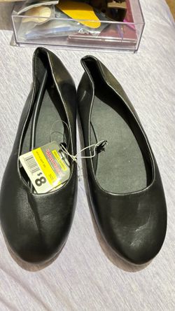 New Woman’s Flat Shoes