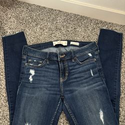 Dark Rinse Low Rise Hollister 