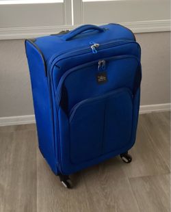 Skyway Blue Spinner Luggage Suitcase 4 Wheels