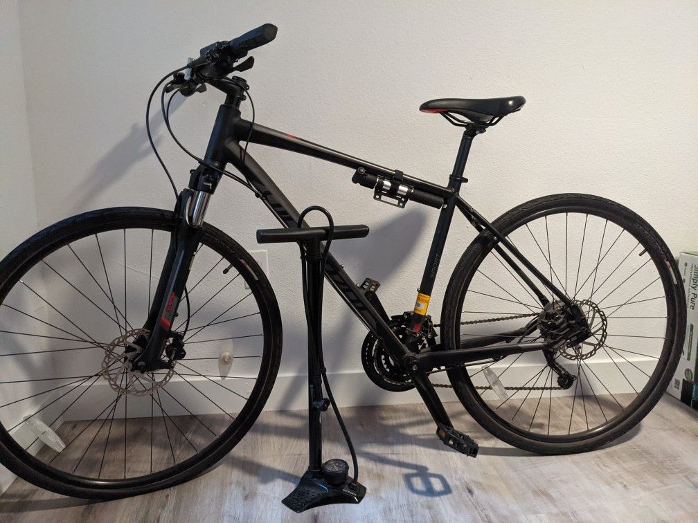 Specialized SR Suntour Nexi - 19 Speed