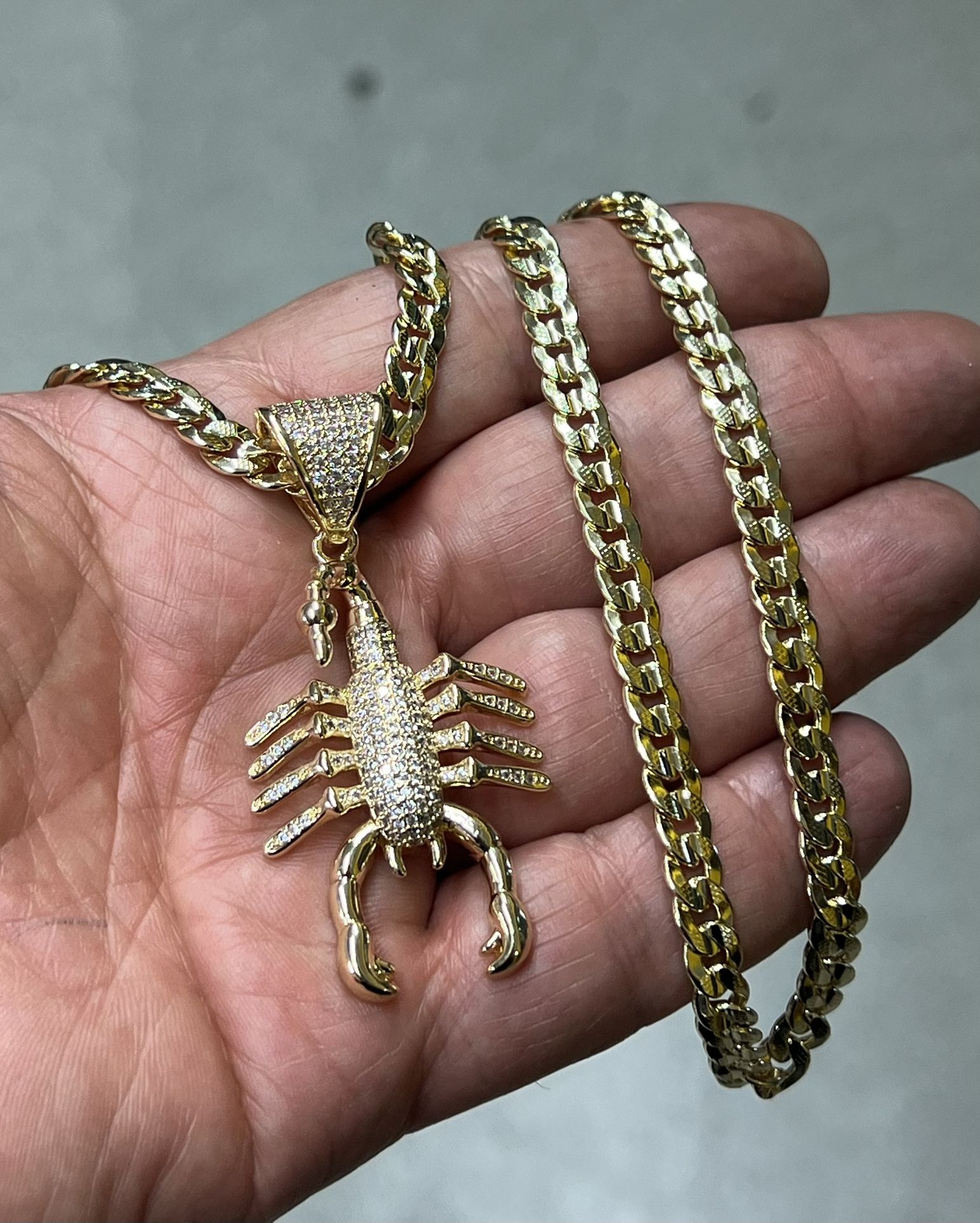 14k premium 5x gold plated Scorpion pendant and Cuban necklace ✅✅✅