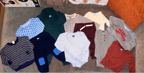 Baby boy Old Navy Bundle 12 months