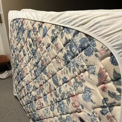 Full Size Mattress And Box Spring s