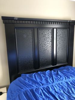 QUEEN BED MATTRESS IS INCLUDED