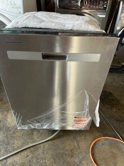 Dishwasher 24”