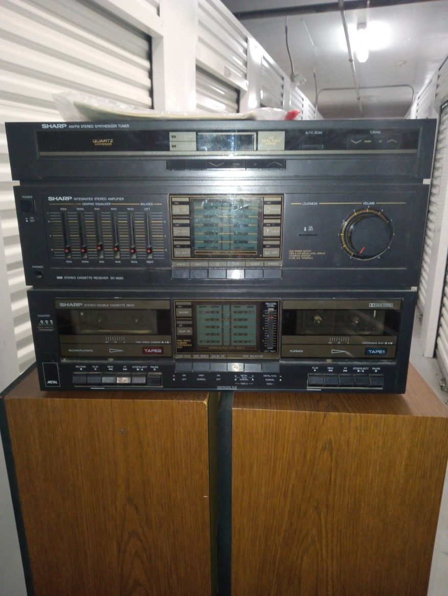 Vintage Sharp Integrated Stereo Amplifier 