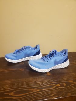 Nike Revolution Running Shoes 