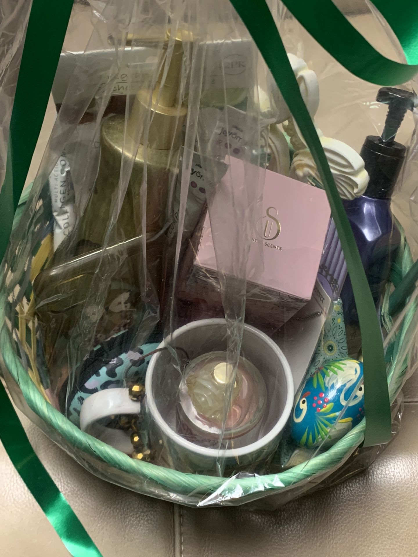 Sell Baskets For Special Easter Gifts , birthdays Or Special Occasions
