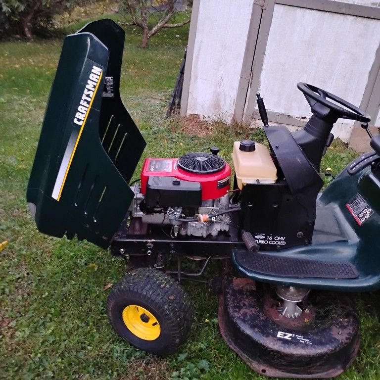 Craftman Riding Mower
