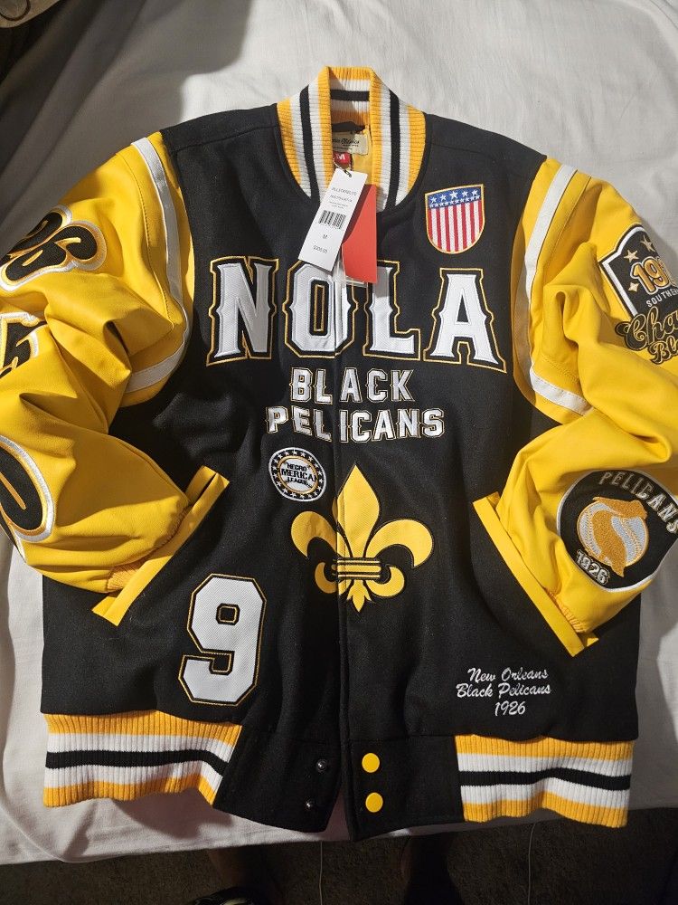 🔥🔥Medium NOLA Black Pelicans Jacket 🔥🔥