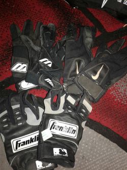 sports gloves