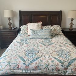 Queen Size Bed and Chest Dresser
