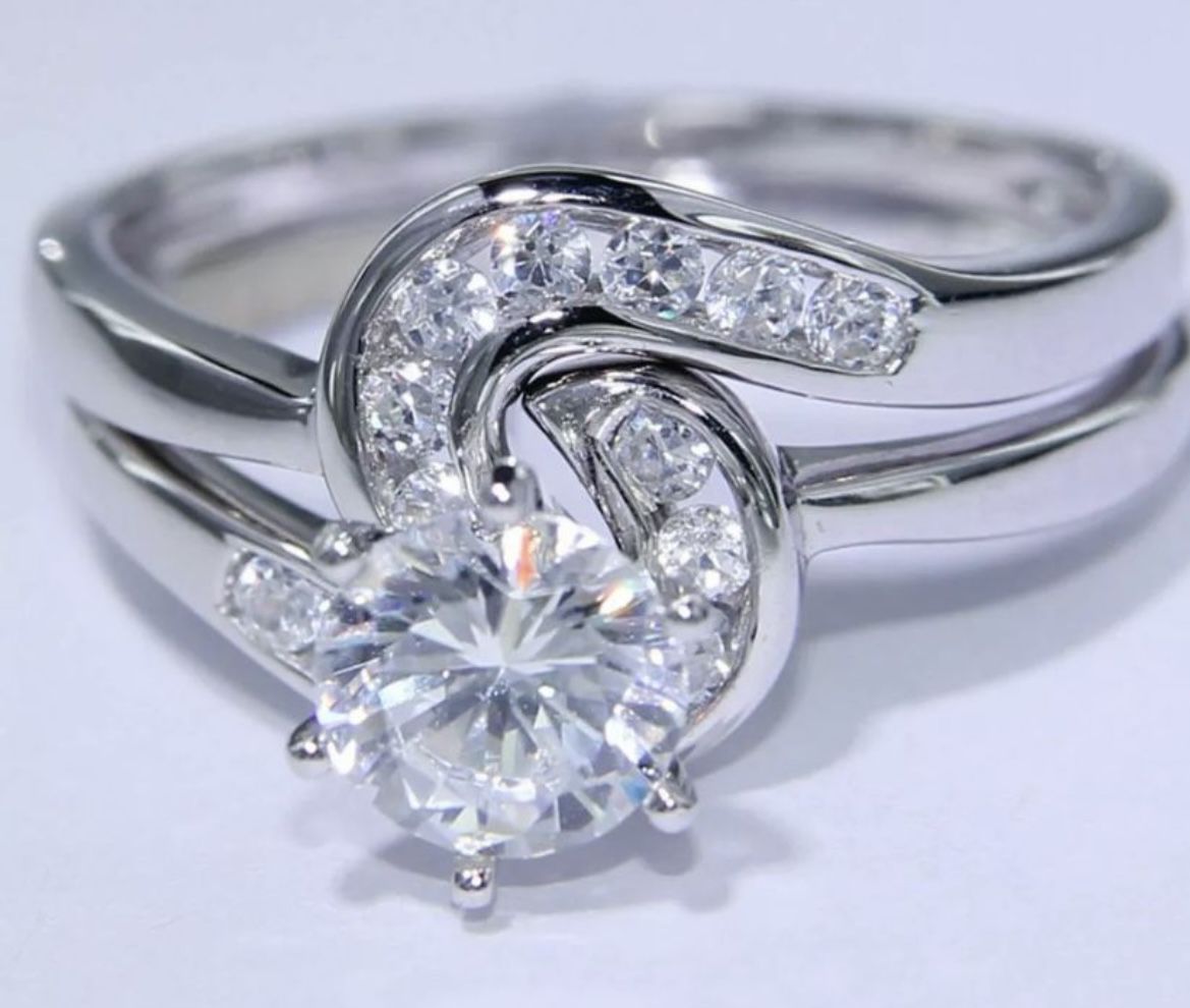 WEEKEND SALE !!!!! Women's 2 piece AAA grade cubic zirconia engagement wedding ring set.  