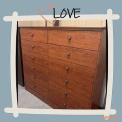 HOME AND HOUSEHOLD ITEMS
