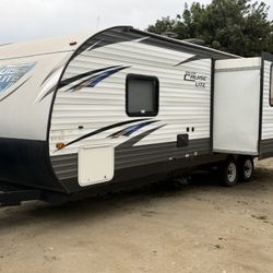 2017 Forest River Salem Cruise Lite 26FT