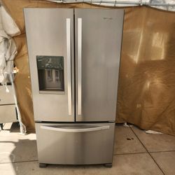 Refrigerator For Parts Is Not Working 