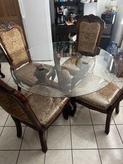 Glass Dinner Table